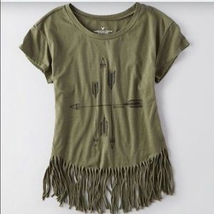 Woman’s medium green fringe t shirt